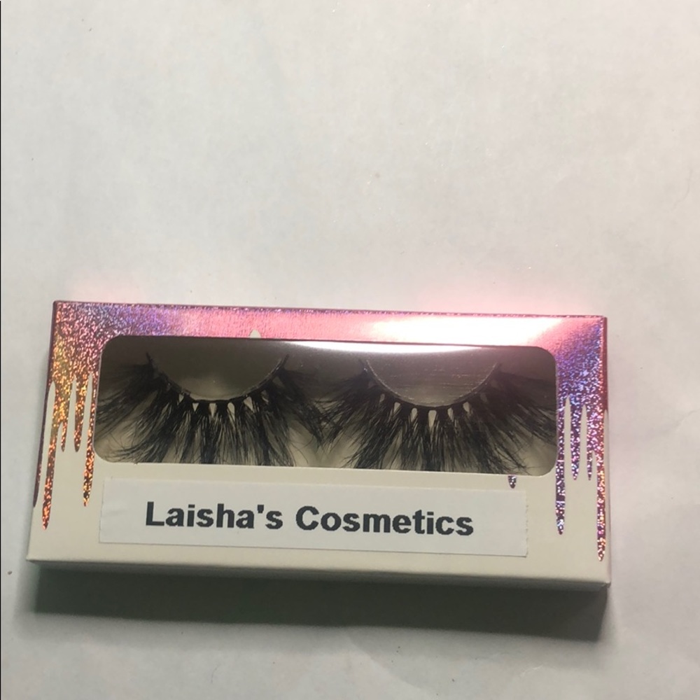 My own brand lashes Laisha’s cosmetics